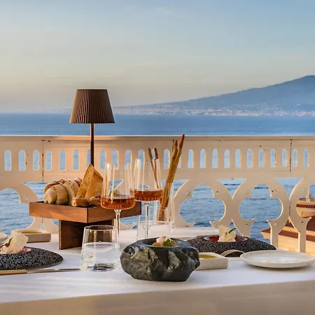호텔 Mediterraneo Sorrento
