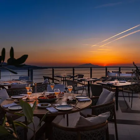 Mediterraneo Sorrento سانتّانييلّو