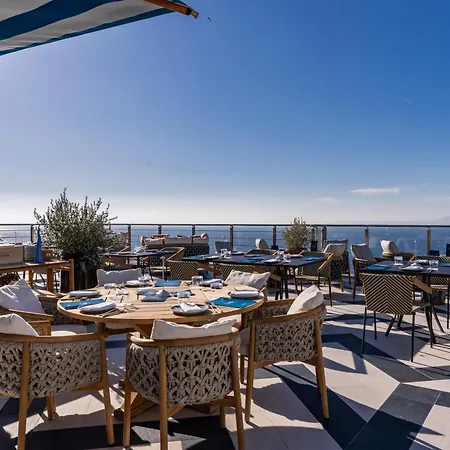فندق Mediterraneo Sorrento 5*