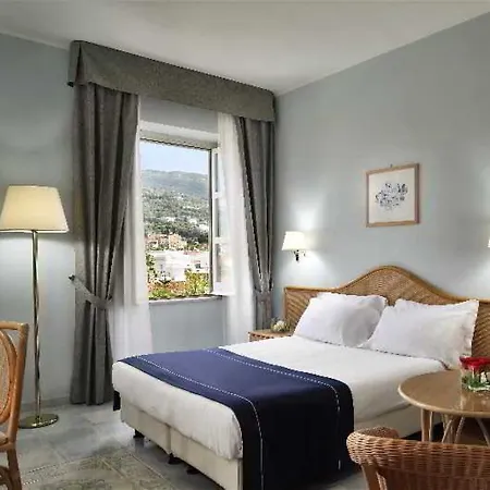 Mediterraneo 5*