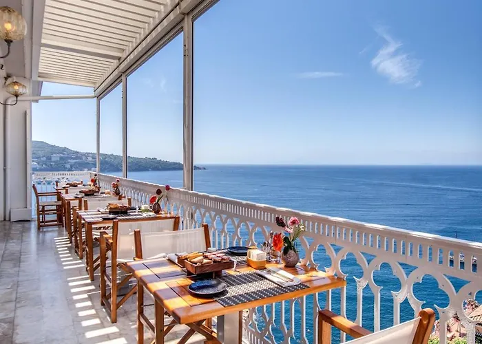 Mediterraneo Sorrento Отель