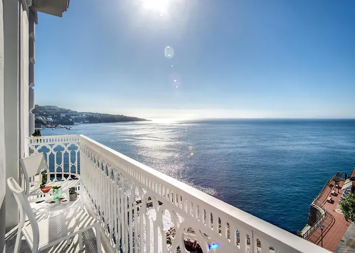 Mediterraneo Sorrento 5* Сант'Анджелло