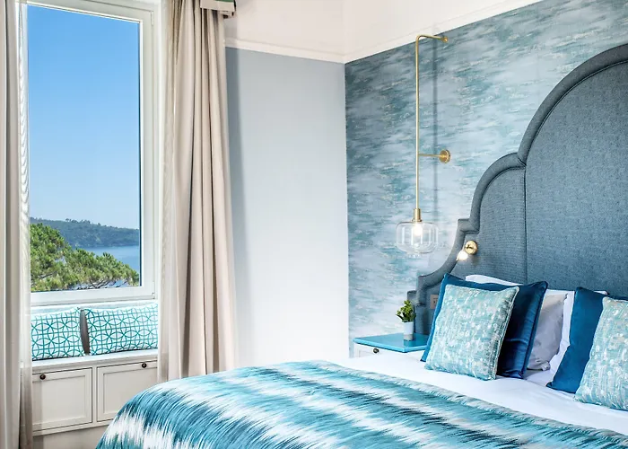 Отель Mediterraneo Sorrento